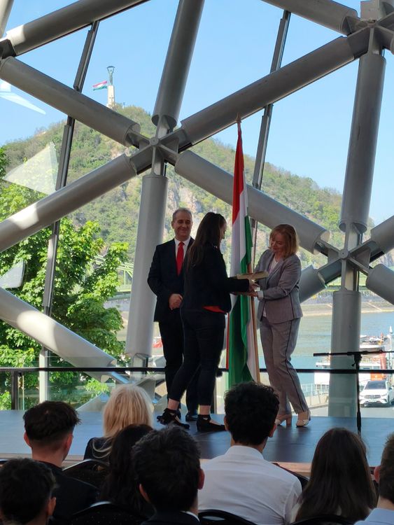 Honvédelmi Minisztérium által meghirdetett "Tollal és ecsettel dicsérem hazámat" című pályázat díjátadó ünnepsége 