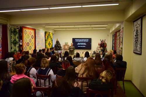 Orémusz Maja közösségszervező tartott előadást iskolánkban