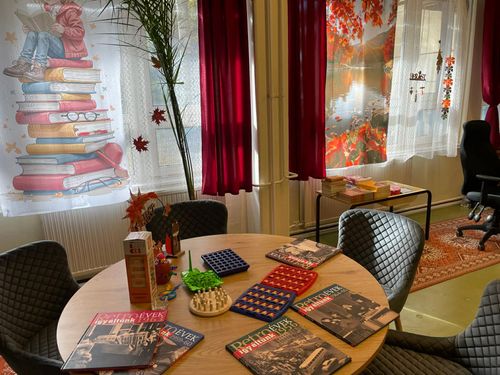 Játssz, olvass, beszélgess! Töltsd velünk a szünetet…