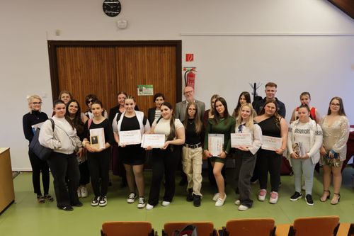 Vers-és prózamondó verseny 2026