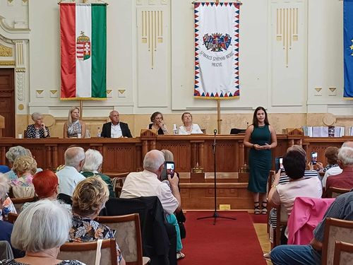 Generációk országos versmondó versenye