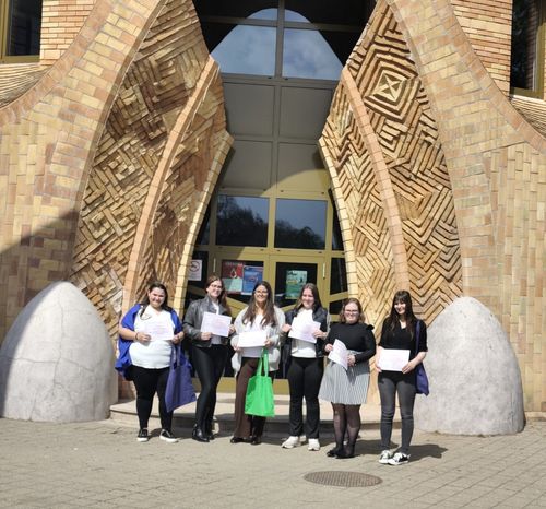 XI. DUNÁNTÚLI MANDULAFA Ifjú kutatók tudományos konferenciája